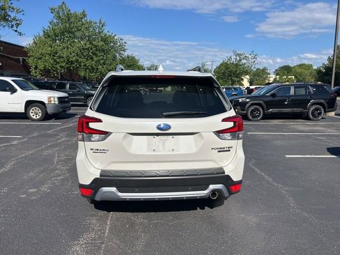 Used 2022 Subaru Forester Touring w/ Popular Package #2 AWD/4WD image 5