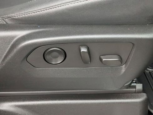 Used 2021 Chevrolet Suburban LT w/ Rear Media and Nav Package image 39