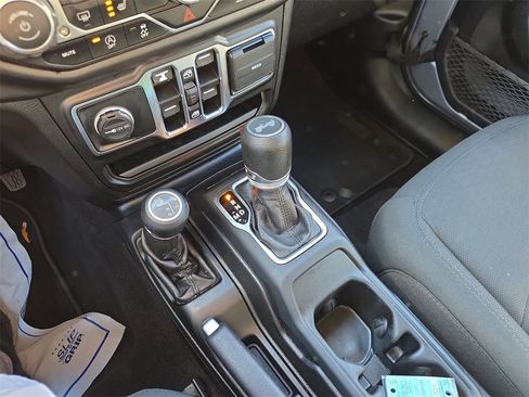 Used 2021 Jeep Wrangler Unlimited Sport w/ Sun And Sound Package image 27