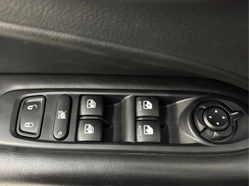 Used 2021 Jeep Compass Limited w/ Sun and Sound Group AWD/4WD image 41