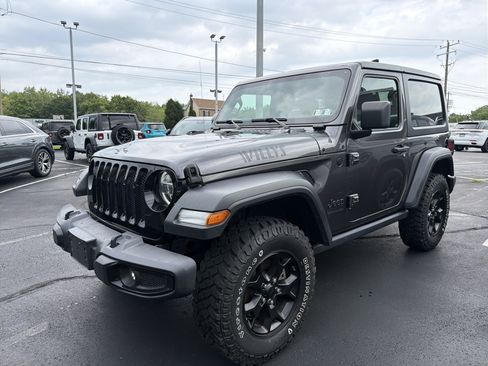 Used 2021 Jeep Wrangler Willys AWD/4WD image 3