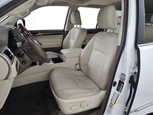 Used 2017 Lexus GX 460 Premium w/ Premium Package AWD/4WD image 14