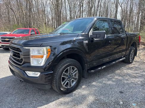 Used 2021 Ford F150 XLT w/ Equipment Group 301A Mid AWD/4WD image 4