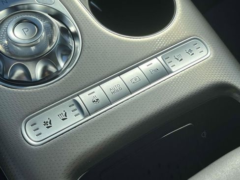 New 2024 Genesis GV60 Performance image 30