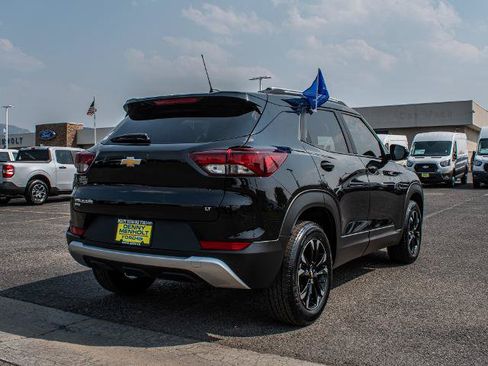 Used 2022 Chevrolet TrailBlazer LT AWD/4WD image 5
