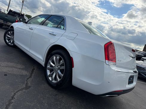 Used 2015 Chrysler 300 C w/ Light Group AWD/4WD image 58