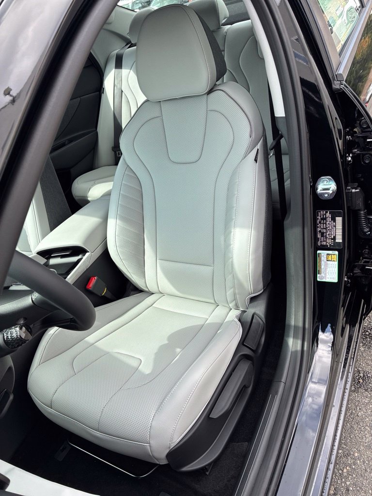 New 2026 Hyundai Elantra SEL Sport FWD image 15