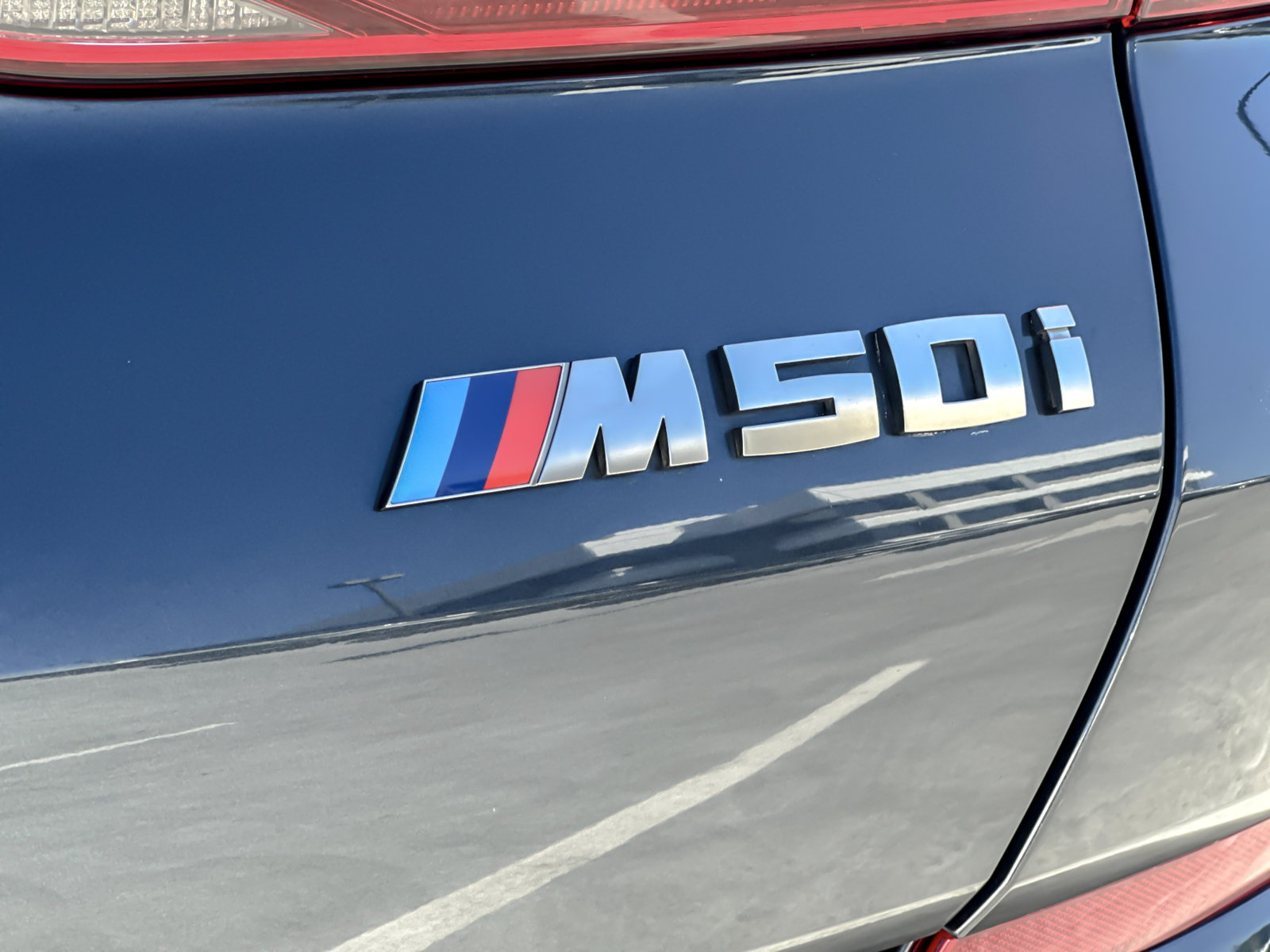 Used 2022 BMW X6 M50i w/ Premium Package AWD/4WD image 34