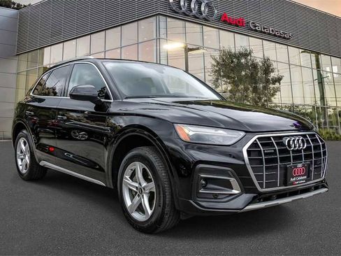 Used 2023 Audi Q5 2.0T Premium w/ Convenience Package image 5