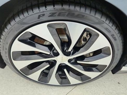 Used 2024 Lucid Air Touring image 57