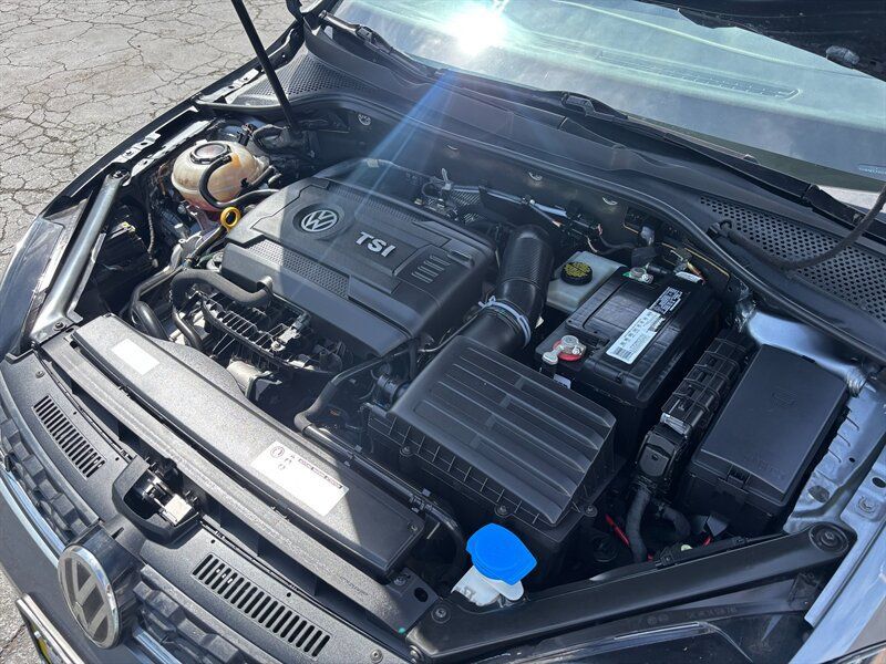 Used 2019 Volkswagen Golf Alltrack S AWD/4WD image 21