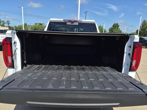 Certified 2023 GMC Sierra 1500 AT4X AWD/4WD image 9