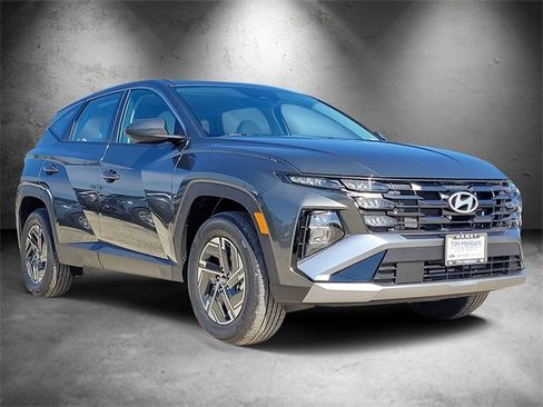 New 2026 Hyundai Tucson Blue SE w/ Tow & Go Package image 2