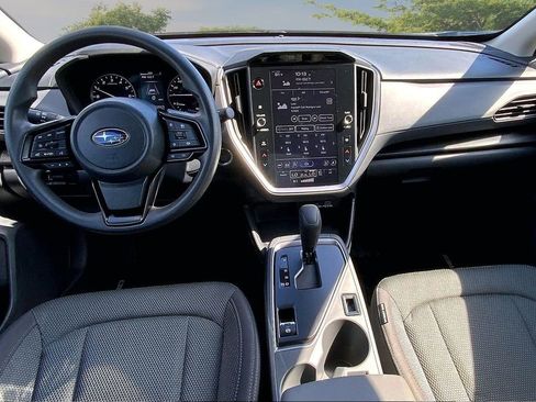 Used 2024 Subaru Crosstrek 2.0i Premium w/ Crosstrek Mirror Package AWD/4WD image 7