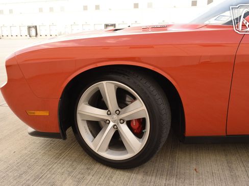 Used 2008 Dodge Challenger SRT8 image 27
