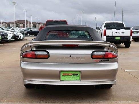 Used 2001 Chevrolet Camaro Z28 w/ Sport Appearance Pkg image 6