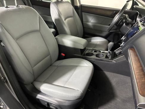 Used 2018 Subaru Outback 2.5i Limited image 29