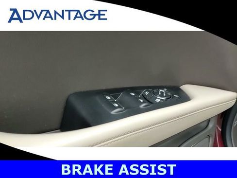 Used 2022 Lincoln Nautilus Reserve image 14