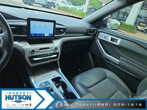 Used 2023 Ford Explorer Timberline w/ Timberline Technology Package AWD/4WD image 17