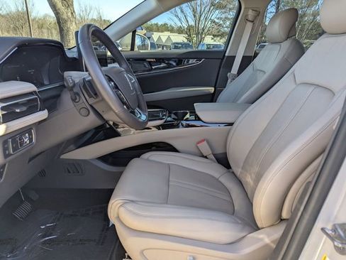 Certified 2022 Lincoln Nautilus Reserve w/ Equipment Group 201A image 20