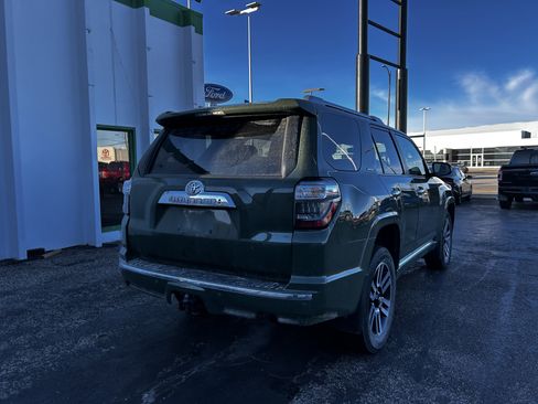 Used 2022 Toyota 4Runner Limited image 5
