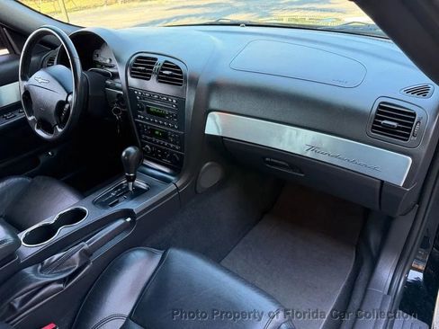 Used 2002 Ford Thunderbird image 26