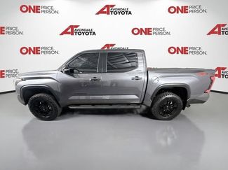 Used 2025 Toyota Tundra Limited w/ TRD Off-Road Package AWD/4WD video 4