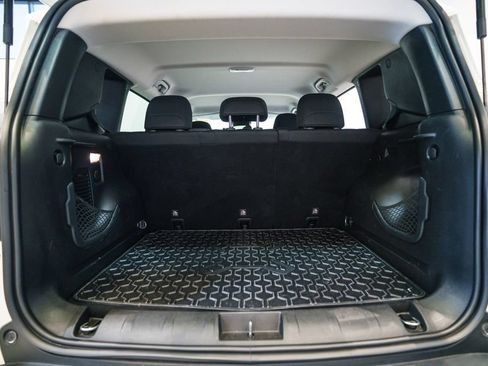 Used 2020 Jeep Renegade Altitude AWD/4WD image 33