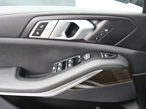 Used 2019 BMW X5 xDrive40i w/ Convenience Package image 8