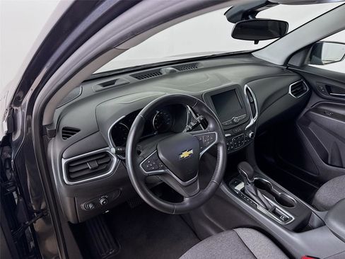 Used 2022 Chevrolet Equinox LT image 9