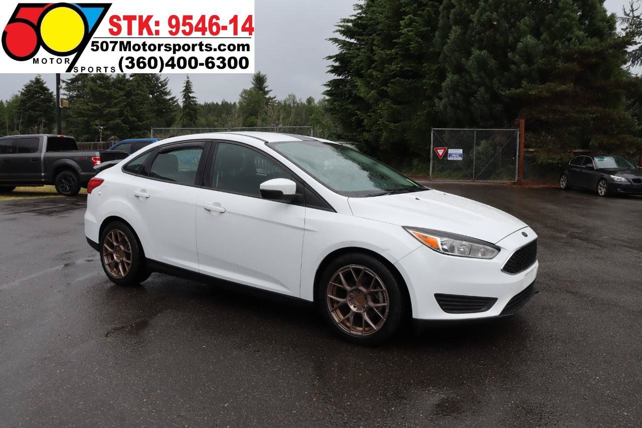Used 2017 Ford Focus SE FWD image 21
