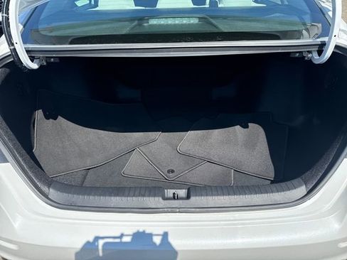 Used 2023 Honda Accord EX image 15