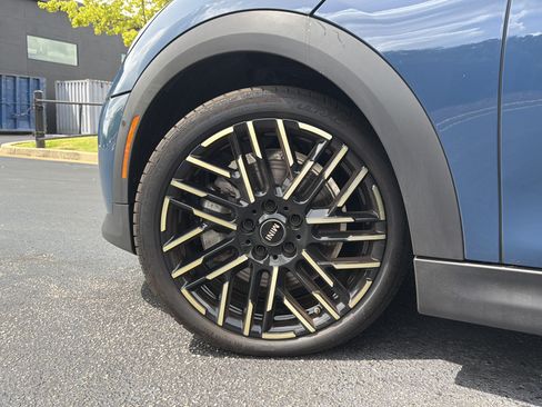 Used 2025 MINI Cooper S FWD image 15