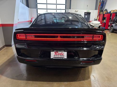 Used 2025 Dodge Charger Daytona Scat Pack w/ Track Pack AWD/4WD image 4