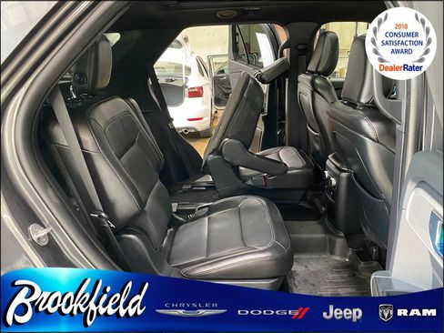 Used 2020 Ford Explorer Limited image 21
