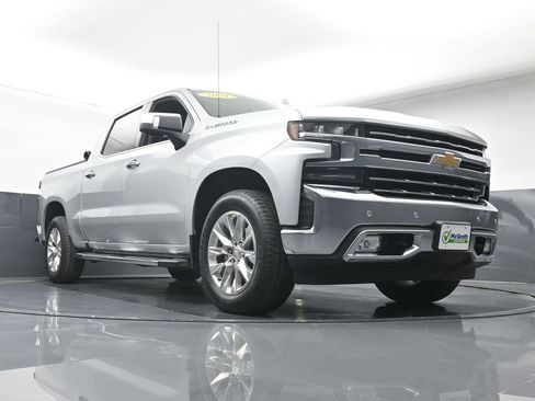 Used 2021 Chevrolet Silverado 1500 LTZ w/ LTZ Premium Package image 26