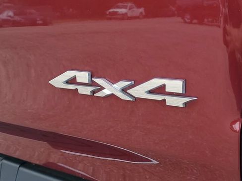 Used 2019 RAM 1500 Limited AWD/4WD image 8