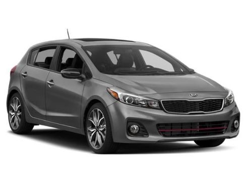 Used 2018 Kia Forte LX w/ LX Rear Camera Package image 6