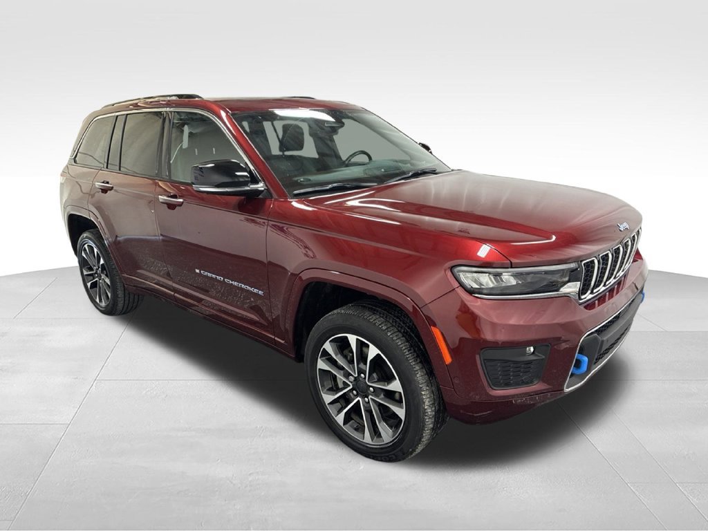 Used 2022 Jeep Grand Cherokee Overland w/ Advanced Protech Group III AWD/4WD image 4