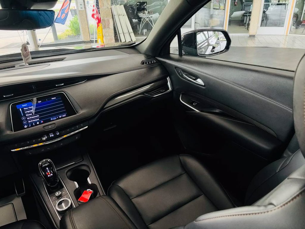 Used 2022 Cadillac XT4 Sport w/ Enhanced Visibility Package AWD/4WD image 44