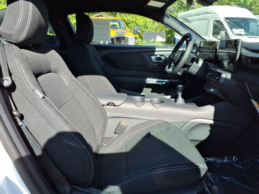 New 2026 Ford Mustang GT RWD image 8