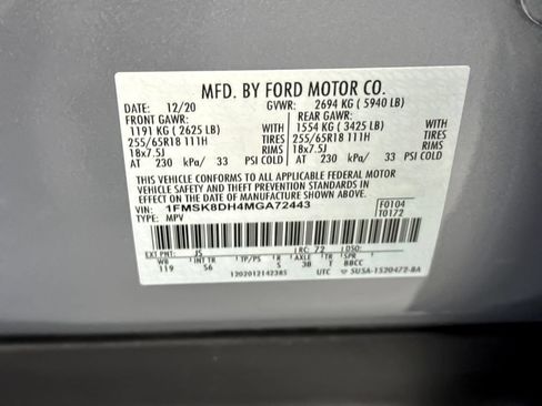 Used 2021 Ford Explorer XLT w/ Equipment Group 202A AWD/4WD image 28