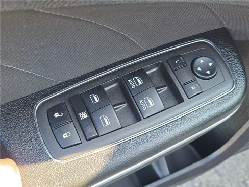 Certified 2023 Dodge Charger SXT image 21