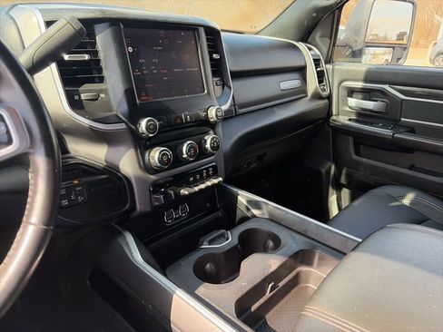 Used 2024 RAM 2500 Big Horn w/ Off Road Package image 18