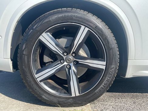 Used 2019 Volvo XC90 T6 R-Design w/ Advanced Package AWD/4WD image 9