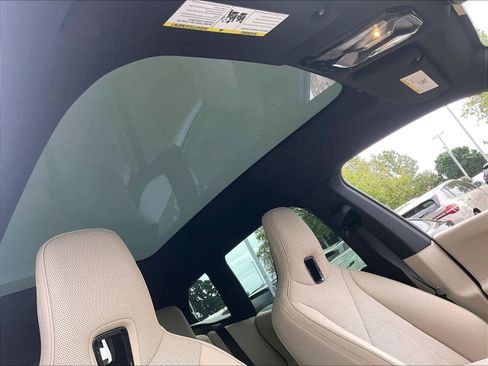 Used 2026 BMW iX xDrive45 w/ Premium Package image 23