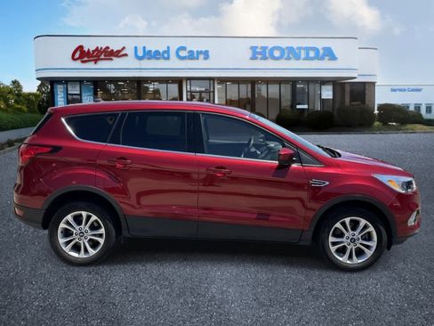 Used 2019 Ford Escape SE AWD/4WD image 6