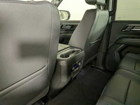 Certified 2025 Chevrolet Tahoe LT AWD/4WD image 33