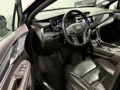 Used 2023 Cadillac XT5 Premium Luxury image 10