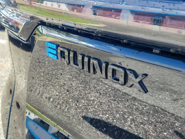 Certified 2024 Chevrolet Equinox EV RS FWD image 7